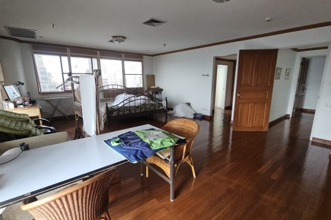 Condo à Watthana, Bangkok, Thaïlande, 3 chambres № 201225 - photo 16