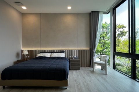 House in Huai Khwang, Bangkok, Thailand 4 bedrooms № 201227 - photo 17