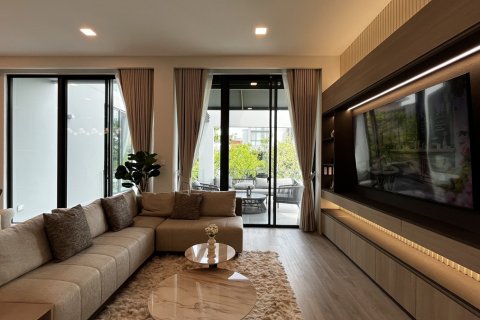 House in Huai Khwang, Bangkok, Thailand 4 bedrooms № 201227 - photo 22