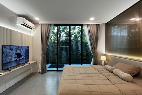House in Huai Khwang, Bangkok, Thailand 4 bedrooms № 201227 - photo 7