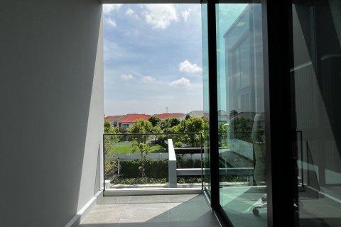 House in Huai Khwang, Bangkok, Thailand 4 bedrooms № 201227 - photo 29