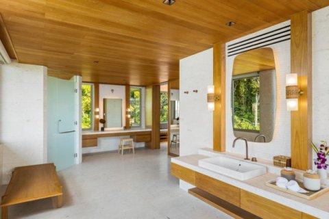 Chalet de 5 dormitorios en Kamala, Tailandia № 191145 - foto 20
