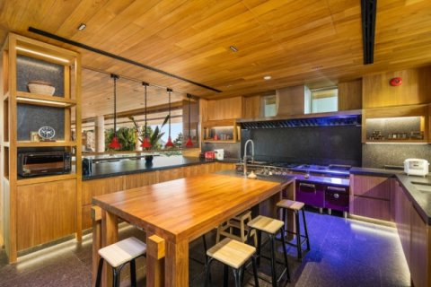 Chalet de 5 dormitorios en Kamala, Tailandia № 191145 - foto 9
