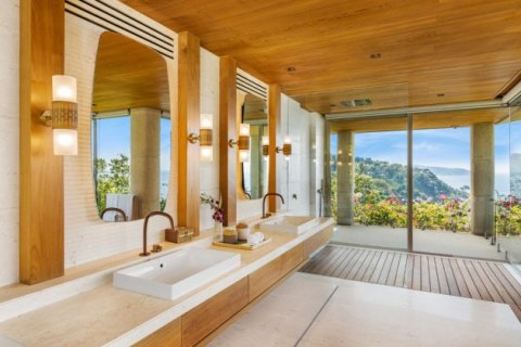 Chalet de 5 dormitorios en Kamala, Tailandia № 191145 - foto 21
