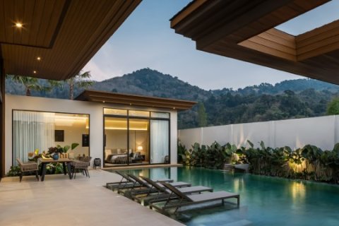 Chalet de 3 dormitorios en Bang Tao, Tailandia № 191144 - foto 2