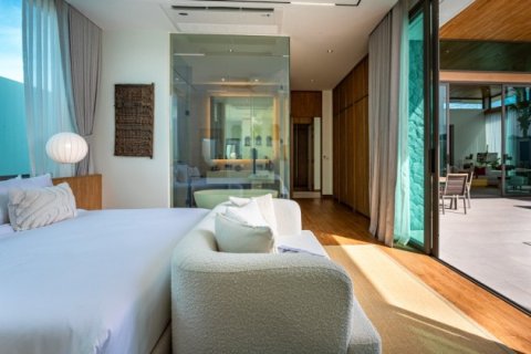 Villa in Phuket, Thailand 3 bedrooms № 191148 - photo 9