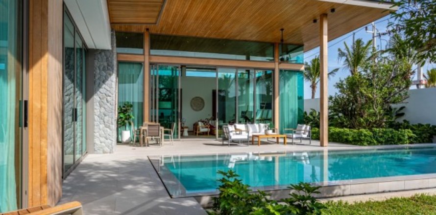 Villa in Phuket, Thailand 3 bedrooms № 191148
