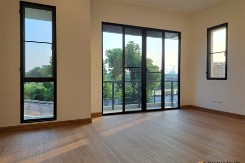 Haus in Bangkok, Thailand 5 Schlafzimmer № 188996 - Foto 9