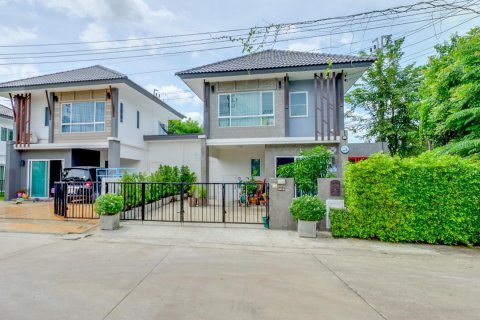 Off-plan Baan Pruksa 84/2 Phetkasem 63 ในกรุงเทพฯ, ประเทศไทย № 55135