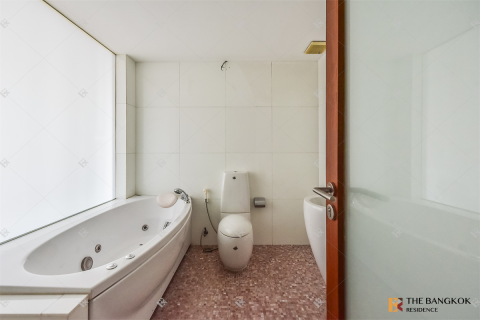 Condominio de 3 dormitorios en Bangkok, Tailandia № 186883 - foto 5