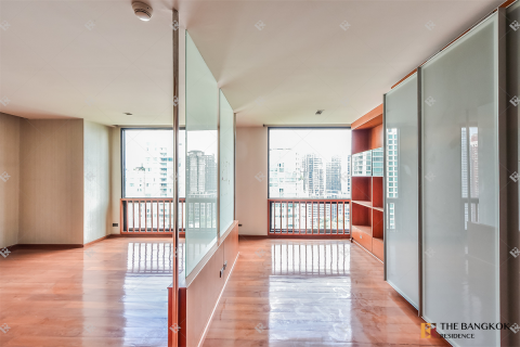 Condominio de 3 dormitorios en Bangkok, Tailandia № 186883 - foto 8