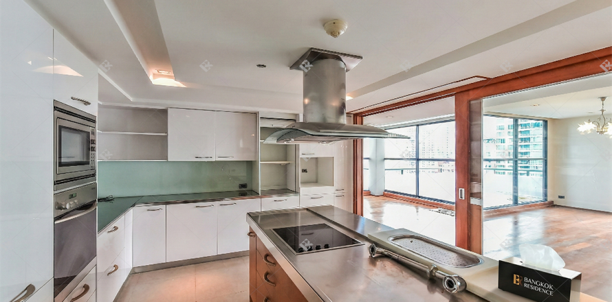 Condominio de 3 dormitorios en Bangkok, Tailandia № 186883