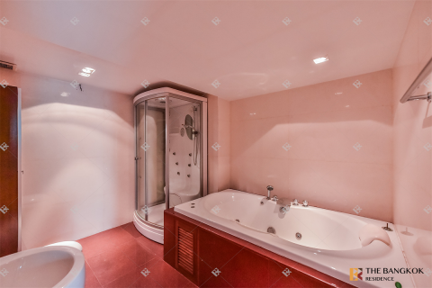Condominio de 3 dormitorios en Bangkok, Tailandia № 186883 - foto 9