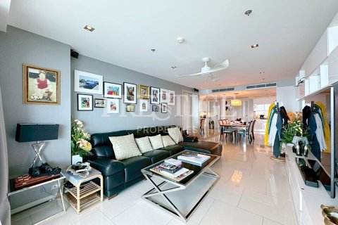 Condominio de 3 dormitorios en Pattaya, Tailandia № 202044 - foto 4