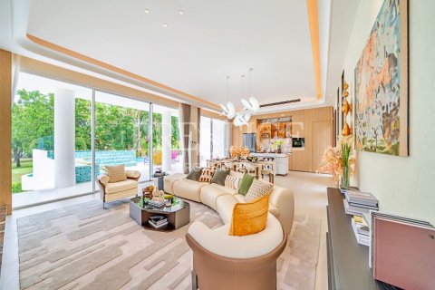 Casa de 6 dormitorios en Pattaya, Tailandia № 202043 - foto 9