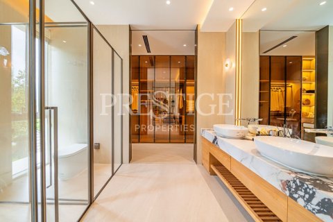 Casa de 6 dormitorios en Pattaya, Tailandia № 202043 - foto 17