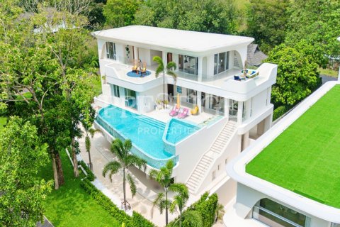 Casa de 6 dormitorios en Pattaya, Tailandia № 202043