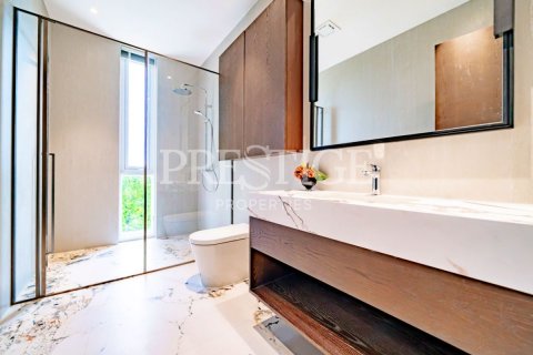 Casa de 8 dormitorios en Pattaya, Tailandia № 202039 - foto 25