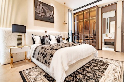 Casa de 8 dormitorios en Pattaya, Tailandia № 202039 - foto 11