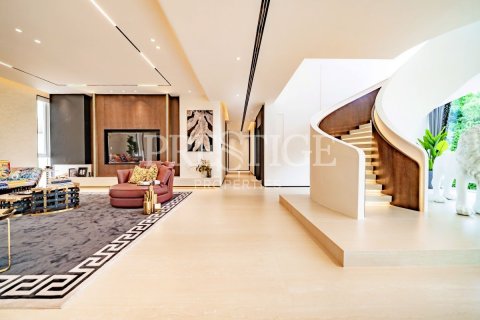 Casa de 8 dormitorios en Pattaya, Tailandia № 202039 - foto 3