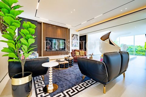 Casa de 8 dormitorios en Pattaya, Tailandia № 202039 - foto 4