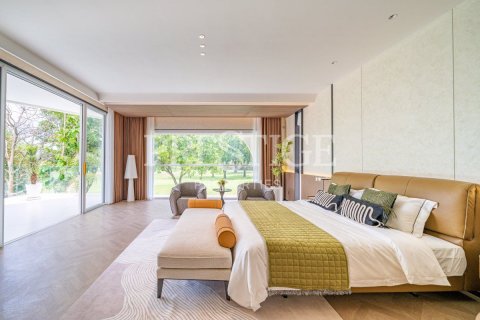 Casa de 8 dormitorios en Pattaya, Tailandia № 202045 - foto 9
