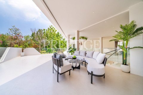 Casa de 8 dormitorios en Pattaya, Tailandia № 202045 - foto 23