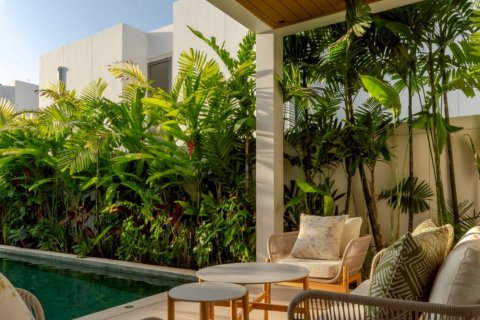 Chalet de 3 dormitorios en Phuket, Tailandia № 167912 - foto 13