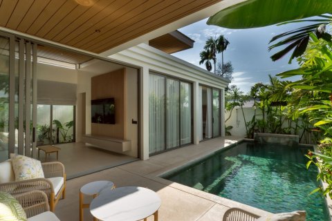 Chalet de 3 dormitorios en Phuket, Tailandia № 167912 - foto 18