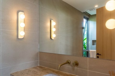 Chalet de 3 dormitorios en Phuket, Tailandia № 167912 - foto 15