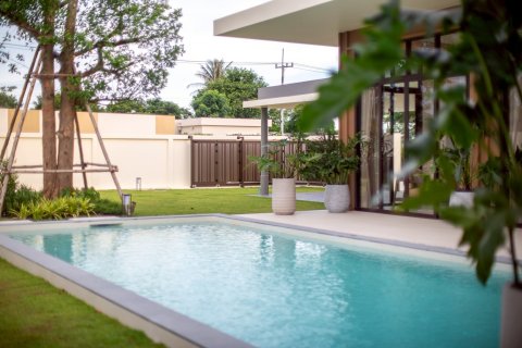 Chalet de 3 dormitorios en Hua Hin, Tailandia № 170228 - foto 13