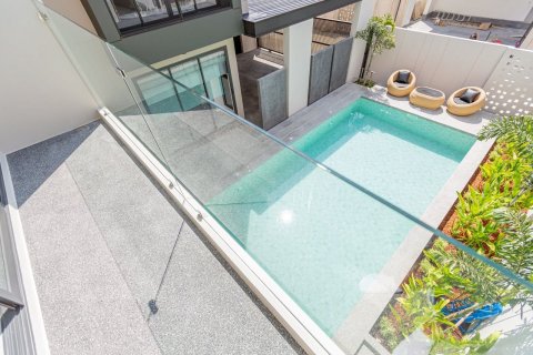 Casa de 4 dormitorios en Chiang Mai, Tailandia № 155322 - foto 3