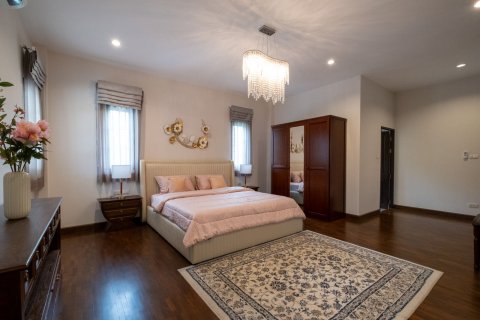 Casa de 5 dormitorios en Chiang Mai, Tailandia № 155318 - foto 13