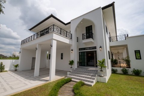 Haus in Chiang Mai, Thailand 5 Schlafzimmer № 155318