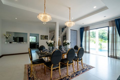 Casa de 5 dormitorios en Chiang Mai, Tailandia № 155318 - foto 8