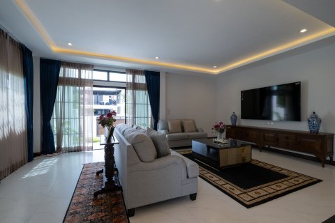 Casa de 5 dormitorios en Chiang Mai, Tailandia № 155318 - foto 7
