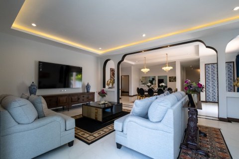Casa de 5 dormitorios en Chiang Mai, Tailandia № 155318 - foto 6
