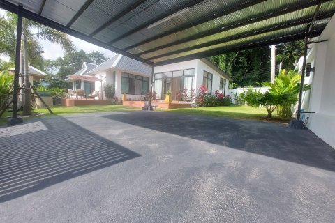 Chalet de 4 dormitorios en Ko Samui, Tailandia № 164087 - foto 6