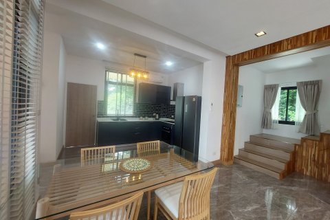 Chalet de 4 dormitorios en Ko Samui, Tailandia № 164087 - foto 8