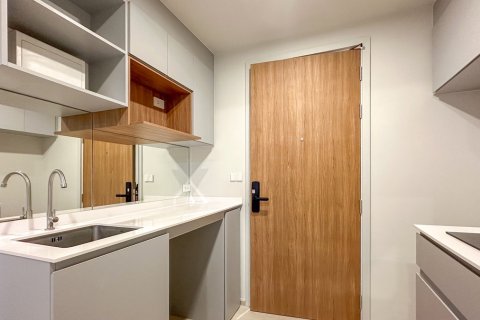 Condominio de 1 dormitorio en Sathon, Bangkok, Tailandia № 205730 - foto 5