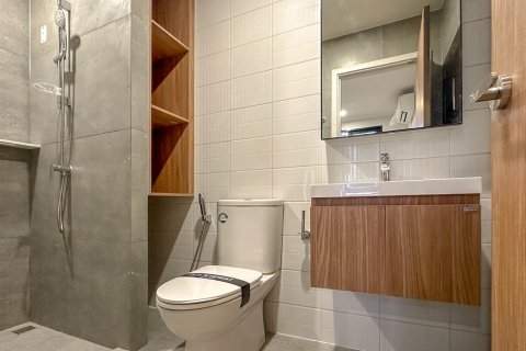Condominio de 1 dormitorio en Sathon, Bangkok, Tailandia № 205730 - foto 2