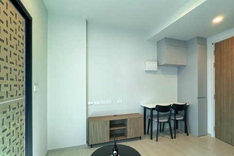 Condominio de 1 dormitorio en Sathon, Bangkok, Tailandia № 205729 - foto 5