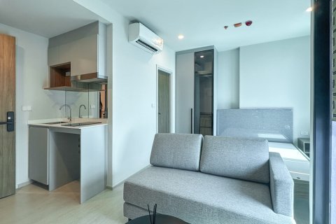 Condominio de 1 dormitorio en Sathon, Bangkok, Tailandia № 205729 - foto 4