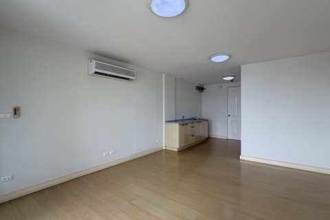 Condominio de 1 dormitorio en Watthana, Bangkok, Tailandia № 205732 - foto 6