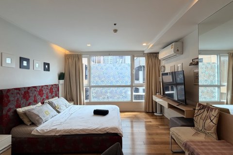Condominio de 1 dormitorio en Watthana, Bangkok, Tailandia № 205731 - foto 6