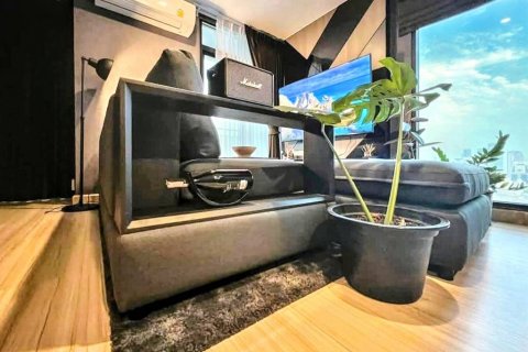 Dúplex de 2 dormitorios en Bangkok, Tailandia № 120427 - foto 2