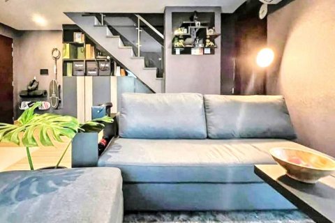 Dúplex de 2 dormitorios en Bangkok, Tailandia № 120427