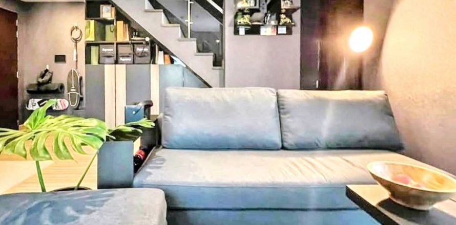 Dúplex de 2 dormitorios en Bangkok, Tailandia № 120427