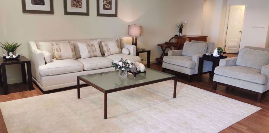 Condominio de 2 dormitorios en Watthana, Bangkok, Tailandia № 48141