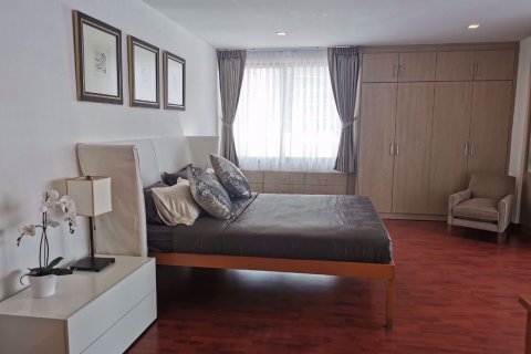 Condominio de 2 dormitorios en Watthana, Bangkok, Tailandia № 48141 - foto 7